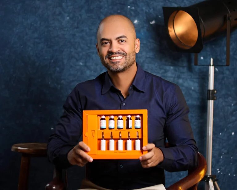 Prof. Leandro Ramos — Farmacêutico Especialista em Estética Avançada